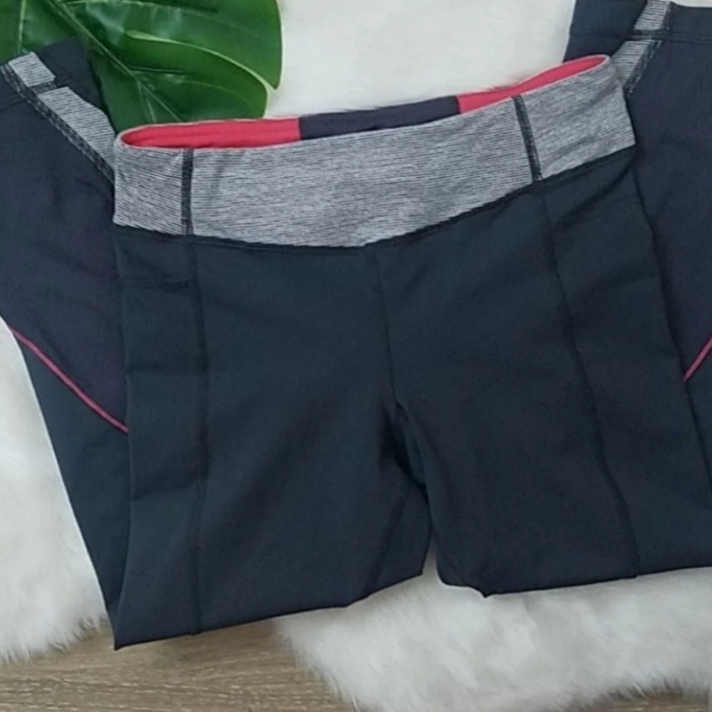 Lululemon Crop Leggings Size 4